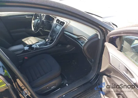 2016 Ford Fusion Se z USA, uszkodzony, nr VIN 3FA6P0HD6GR298714